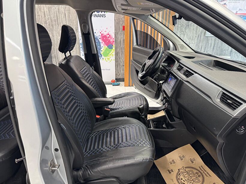 2023 Dizel Manuel Renault Kangoo Express Gri Polat Araç Dizayn Otomotiv İnşaat Sanayi Ve Ticaret Limited Şirketi