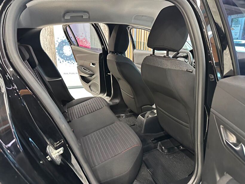 2023 Benzin Otomatik Peugeot 208 Siyah Polat Araç Dizayn Otomotiv İnşaat Sanayi Ve Ticaret Limited Şirketi