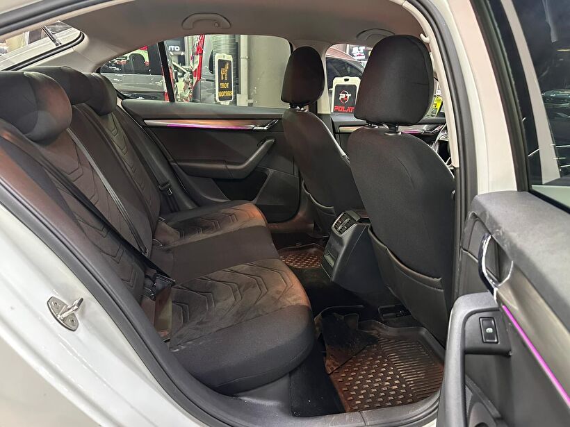 2018 Dizel Otomatik Skoda Octavia Beyaz Polat Araç Dizayn Otomotiv İnşaat Sanayi Ve Ticaret Limited Şirketi