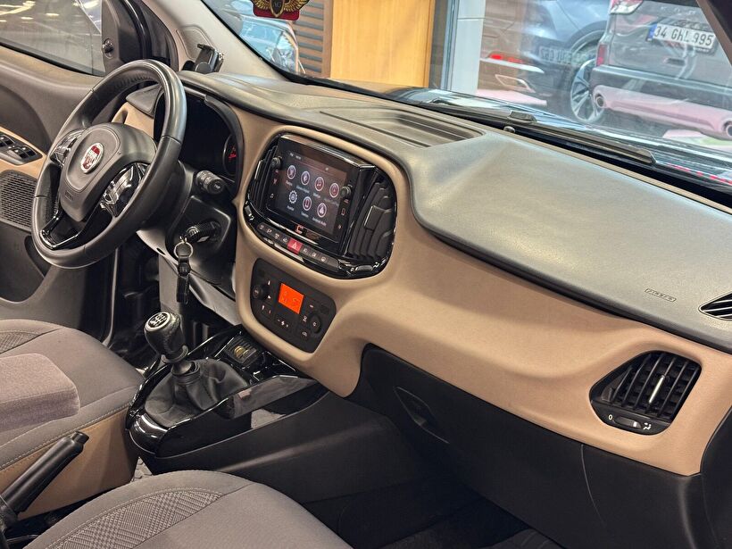 2021 Dizel Manuel Fiat Doblo Combi Siyah Polat Araç Dizayn Otomotiv İnşaat Sanayi Ve Ticaret Limited Şirketi