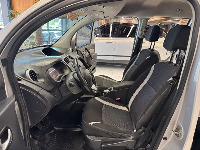 2016 Dizel Manuel Renault Kangoo Multix Gri Polat Araç Dizayn Otomotiv İnşaat Sanayi Ve Ticaret Limited Şirketi