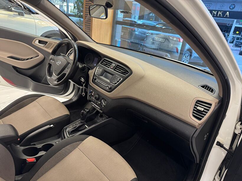 2020 Benzin Otomatik Hyundai i20 Beyaz Polat Araç Dizayn Otomotiv İnşaat Sanayi Ve Ticaret Limited Şirketi