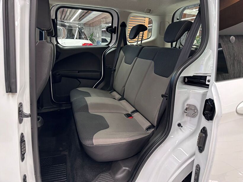 2021 Dizel Manuel Ford Tourneo Courier Beyaz Polat Araç Dizayn Otomotiv İnşaat Sanayi Ve Ticaret Limited Şirketi
