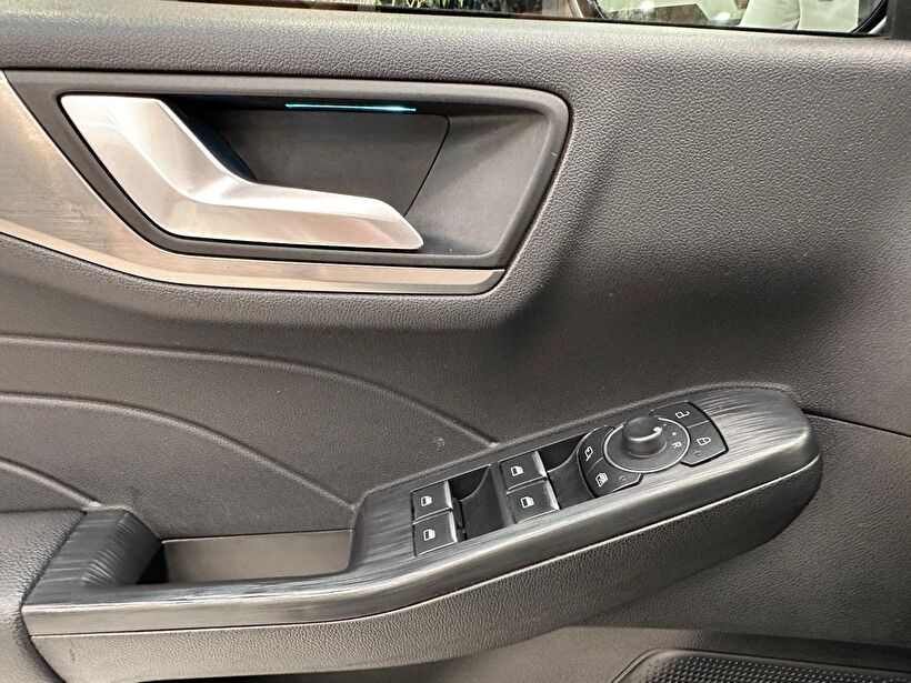 2023 Benzin Otomatik Ford Kuga Gri Polat Araç Dizayn Otomotiv İnşaat Sanayi Ve Ticaret Limited Şirketi