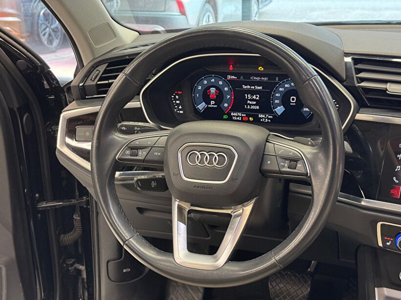 2022 Hybrid Otomatik Audi Q3 Siyah Polat Araç Dizayn Otomotiv İnşaat Sanayi Ve Ticaret Limited Şirketi