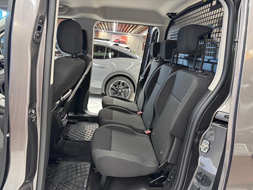 2024 Dizel Otomatik Fiat Doblo Gri Polat Araç Dizayn Otomotiv İnşaat Sanayi Ve Ticaret Limited Şirketi