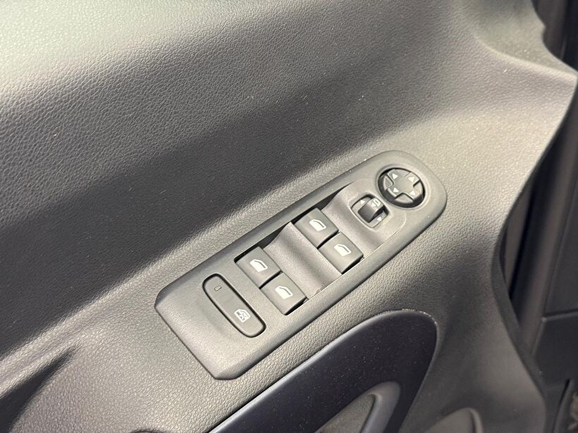 2024 Dizel Otomatik Fiat Doblo Gri Polat Araç Dizayn Otomotiv İnşaat Sanayi Ve Ticaret Limited Şirketi