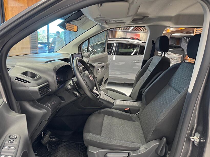 2024 Dizel Otomatik Fiat Doblo Gri Polat Araç Dizayn Otomotiv İnşaat Sanayi Ve Ticaret Limited Şirketi