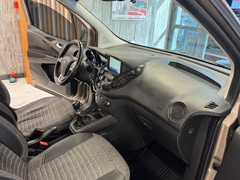 2022 Dizel Manuel Ford Tourneo Courier Gri Polat Araç Dizayn Otomotiv İnşaat Sanayi Ve Ticaret Limited Şirketi