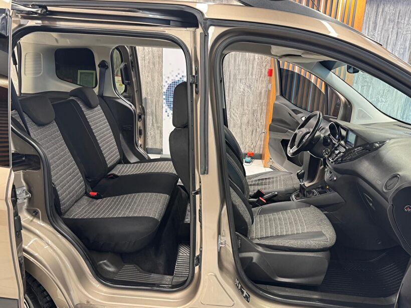 2022 Dizel Manuel Ford Tourneo Courier Gri Polat Araç Dizayn Otomotiv İnşaat Sanayi Ve Ticaret Limited Şirketi