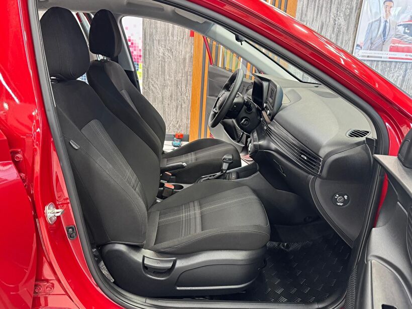 2023 Benzin Otomatik Hyundai Bayon Kırmızı Polat Araç Dizayn Otomotiv İnşaat Sanayi Ve Ticaret Limited Şirketi