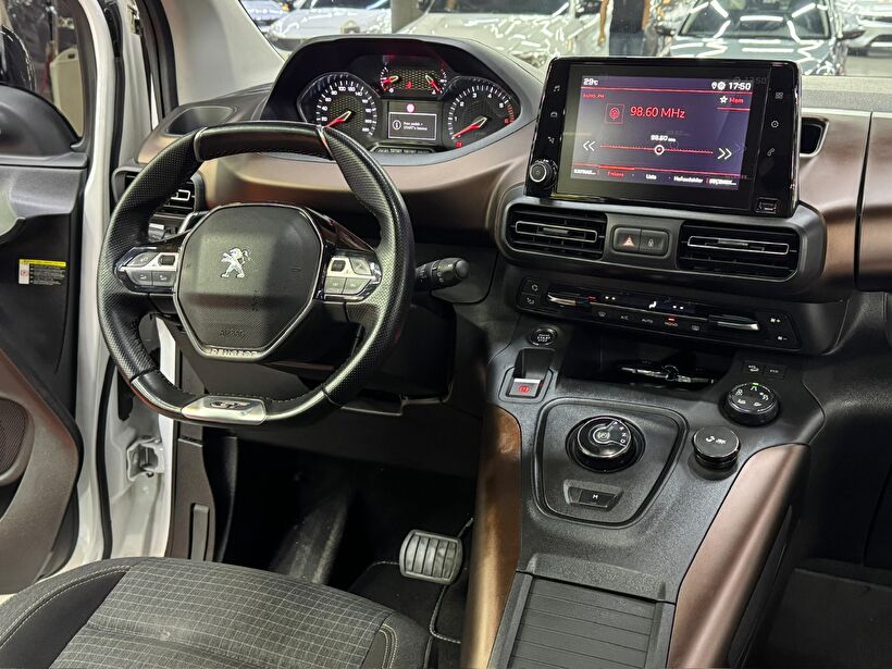 2023 Dizel Otomatik Peugeot Rifter Beyaz Polat Araç Dizayn Otomotiv İnşaat Sanayi Ve Ticaret Limited Şirketi