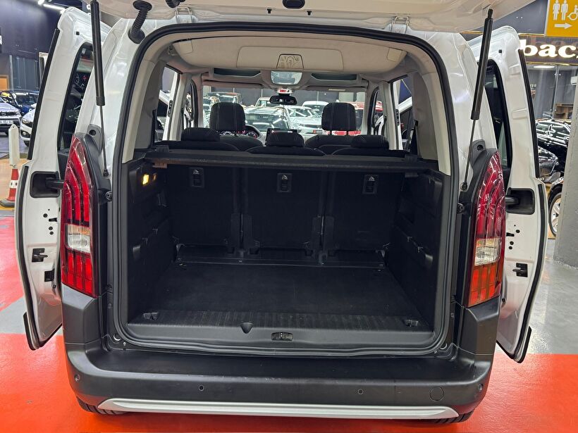 2023 Dizel Otomatik Peugeot Rifter Beyaz Polat Araç Dizayn Otomotiv İnşaat Sanayi Ve Ticaret Limited Şirketi