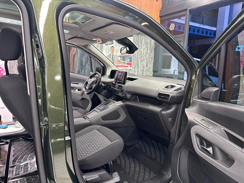 2024 Dizel Otomatik Peugeot Rifter Yeşil Polat Araç Dizayn Otomotiv İnşaat Sanayi Ve Ticaret Limited Şirketi