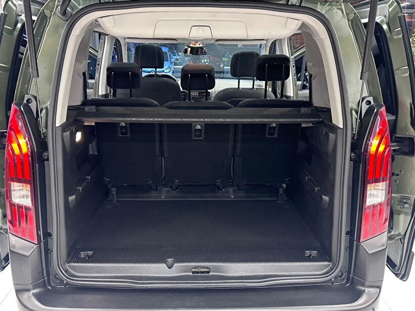 2024 Dizel Otomatik Peugeot Rifter Yeşil Polat Araç Dizayn Otomotiv İnşaat Sanayi Ve Ticaret Limited Şirketi