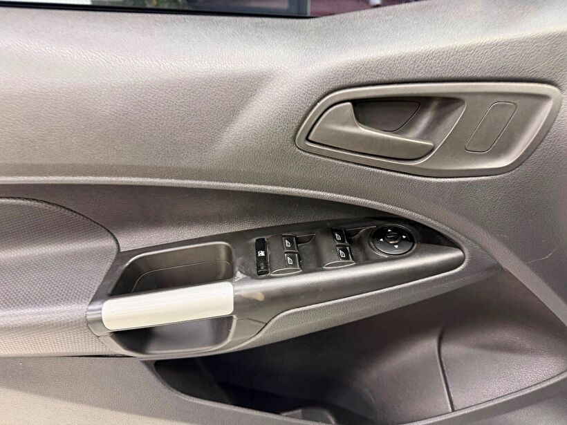 2015 Dizel Manuel Ford Tourneo Connect Beyaz Polat Araç Dizayn Otomotiv İnşaat Sanayi Ve Ticaret Limited Şirketi