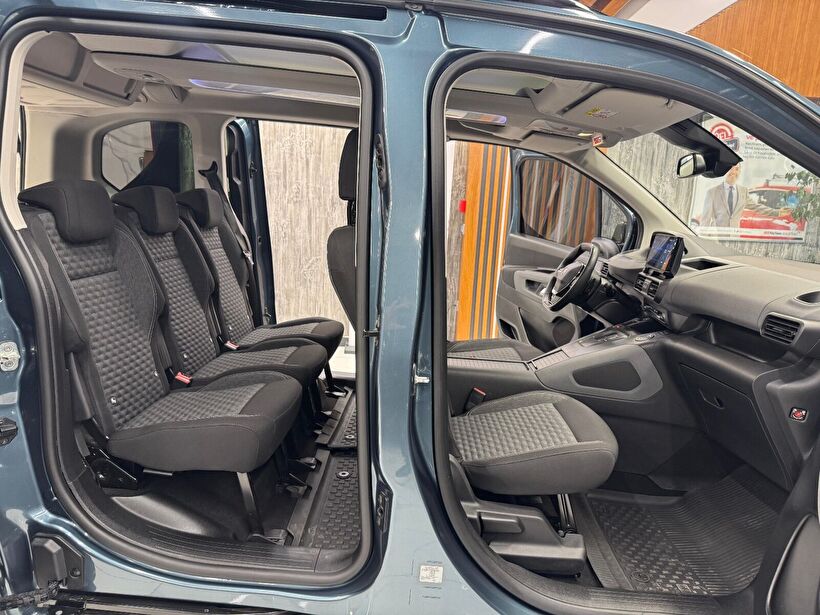 2024 Dizel Otomatik Peugeot Rifter Mavi Polat Araç Dizayn Otomotiv İnşaat Sanayi Ve Ticaret Limited Şirketi