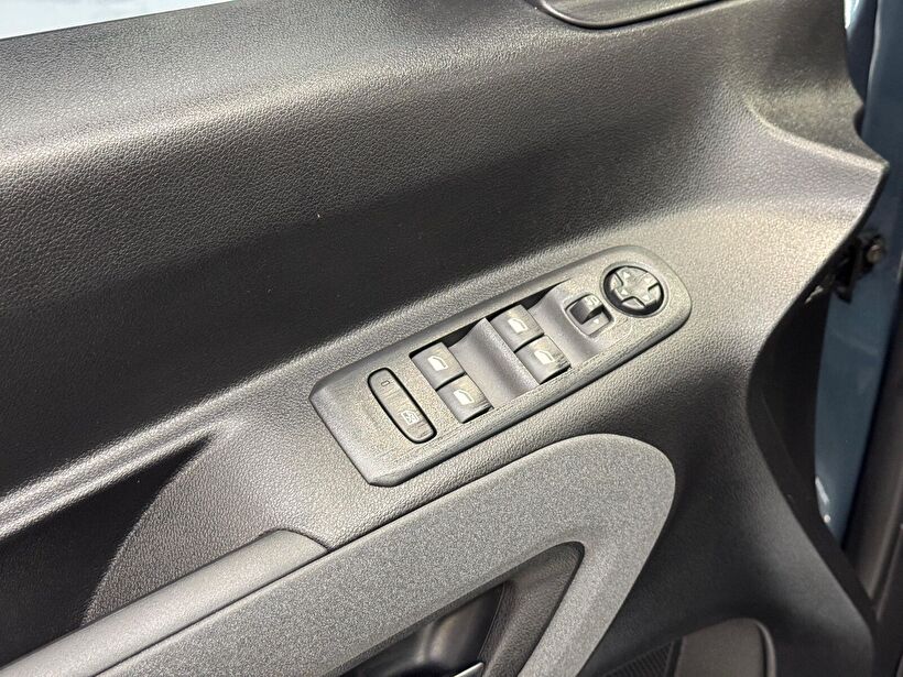 2024 Dizel Otomatik Peugeot Rifter Mavi Polat Araç Dizayn Otomotiv İnşaat Sanayi Ve Ticaret Limited Şirketi