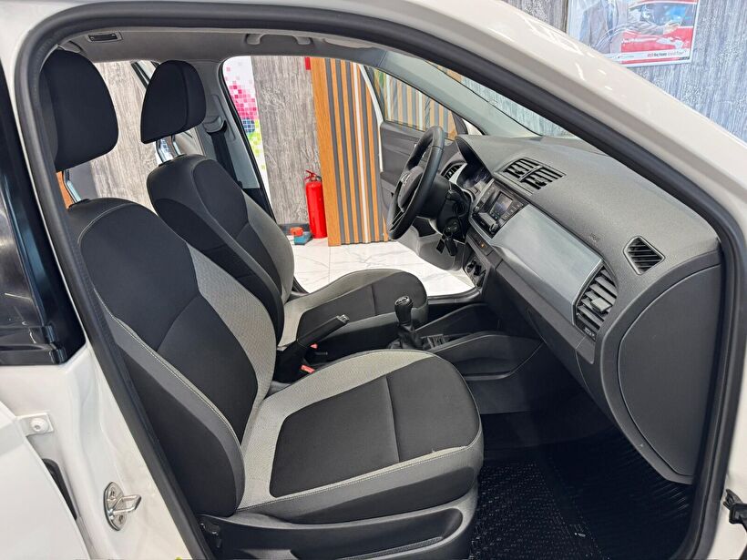 2017 Benzin Manuel Skoda Fabia Beyaz Polat Araç Dizayn Otomotiv İnşaat Sanayi Ve Ticaret Limited Şirketi