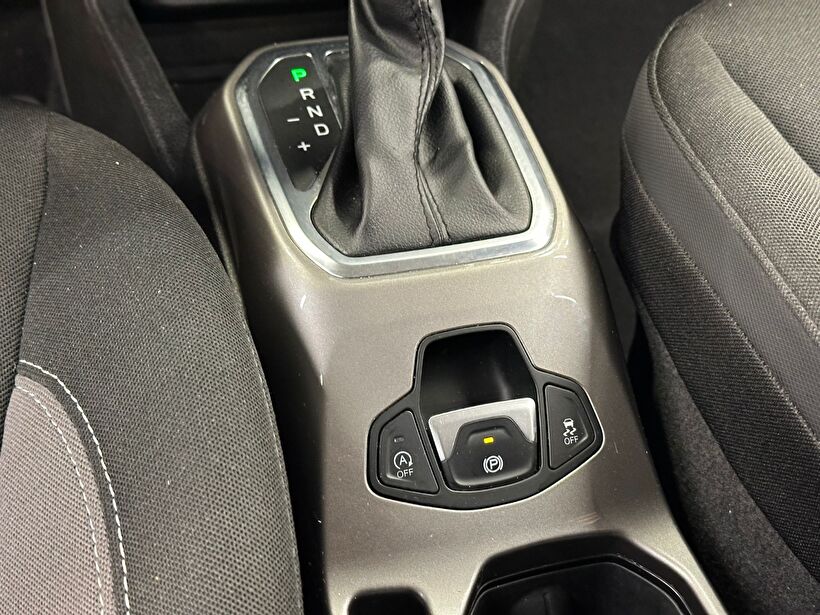 2022 Benzin Otomatik Jeep Renegade Siyah Polat Araç Dizayn Otomotiv İnşaat Sanayi Ve Ticaret Limited Şirketi