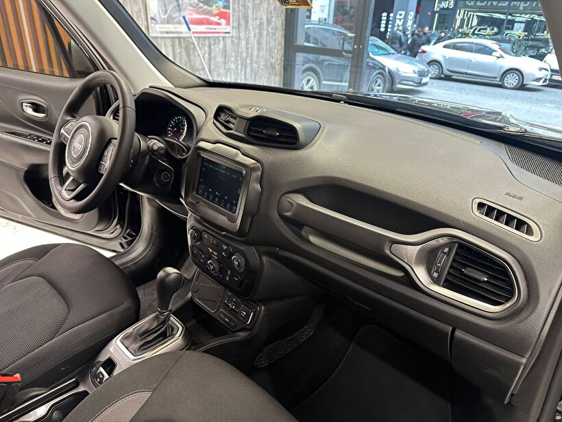 2022 Benzin Otomatik Jeep Renegade Siyah Polat Araç Dizayn Otomotiv İnşaat Sanayi Ve Ticaret Limited Şirketi