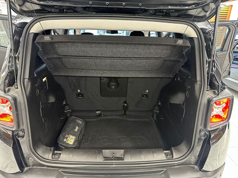 2022 Benzin Otomatik Jeep Renegade Siyah Polat Araç Dizayn Otomotiv İnşaat Sanayi Ve Ticaret Limited Şirketi