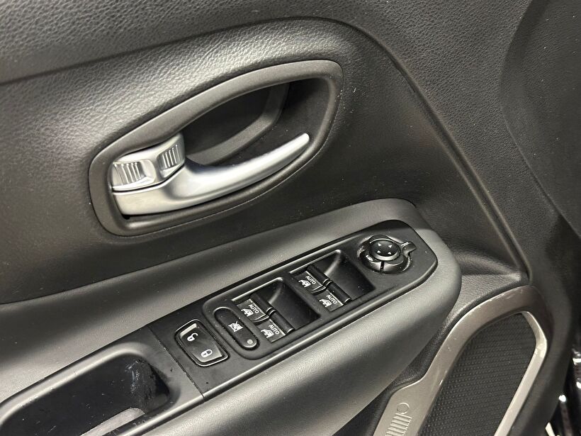 2022 Benzin Otomatik Jeep Renegade Siyah Polat Araç Dizayn Otomotiv İnşaat Sanayi Ve Ticaret Limited Şirketi