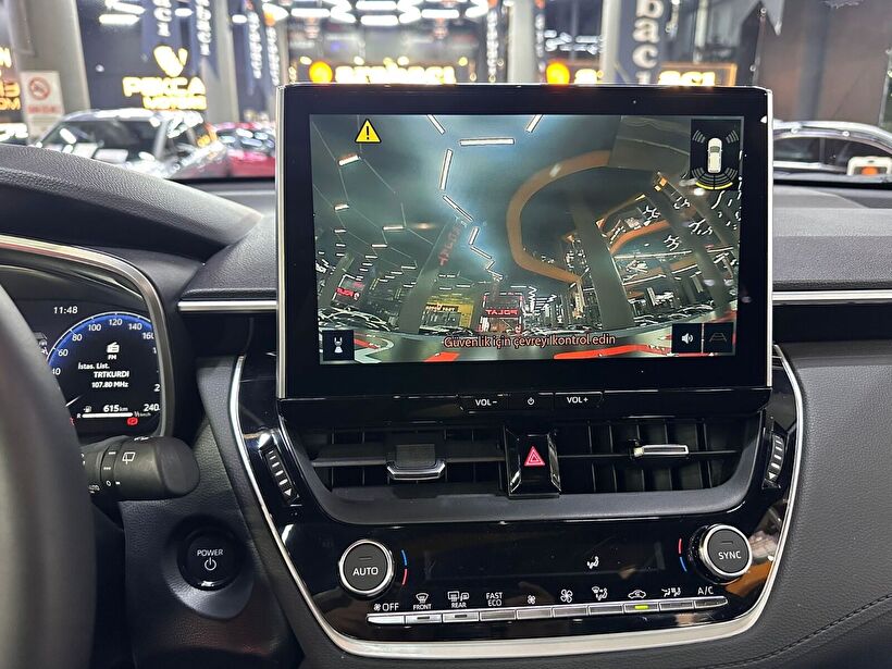 2025 Benzin Otomatik Toyota Corolla Cross Gümüş Gri Polat Araç Dizayn Otomotiv İnşaat Sanayi Ve Ticaret Limited Şirketi