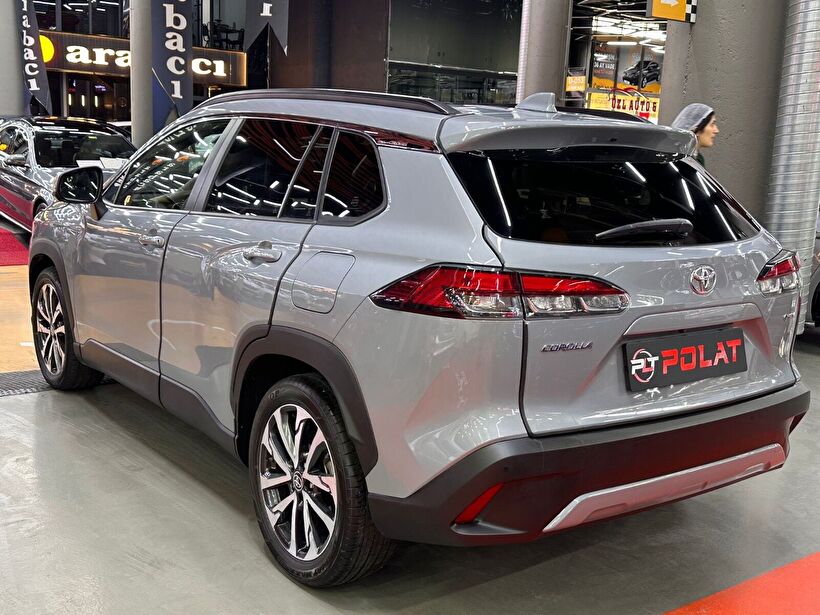 2025 Benzin Otomatik Toyota Corolla Cross Gümüş Gri Polat Araç Dizayn Otomotiv İnşaat Sanayi Ve Ticaret Limited Şirketi