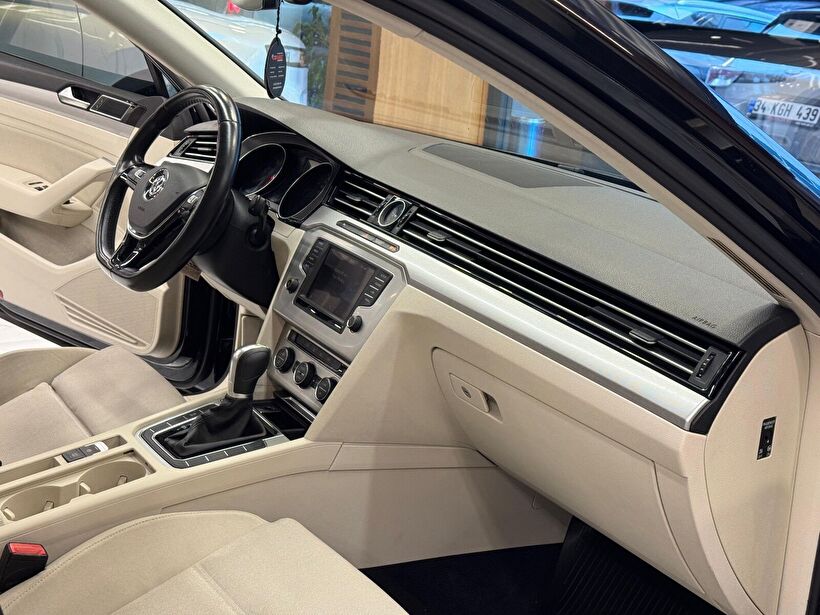 2016 Dizel Otomatik Volkswagen Passat Siyah Polat Araç Dizayn Otomotiv İnşaat Sanayi Ve Ticaret Limited Şirketi