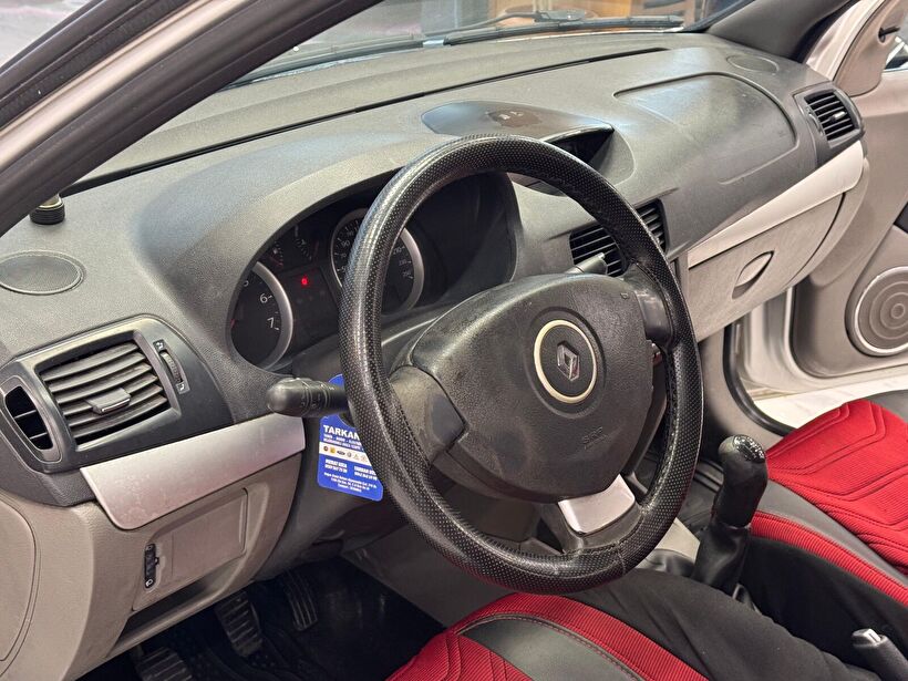 2011 Dizel Manuel Renault Symbol Gümüş Gri Polat Araç Dizayn Otomotiv İnşaat Sanayi Ve Ticaret Limited Şirketi