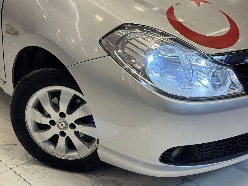 2011 Dizel Manuel Renault Symbol Gümüş Gri Polat Araç Dizayn Otomotiv İnşaat Sanayi Ve Ticaret Limited Şirketi