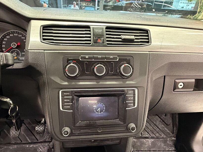 2017 Dizel Manuel Volkswagen Caddy Gümüş Gri Polat Araç Dizayn Otomotiv İnşaat Sanayi Ve Ticaret Limited Şirketi