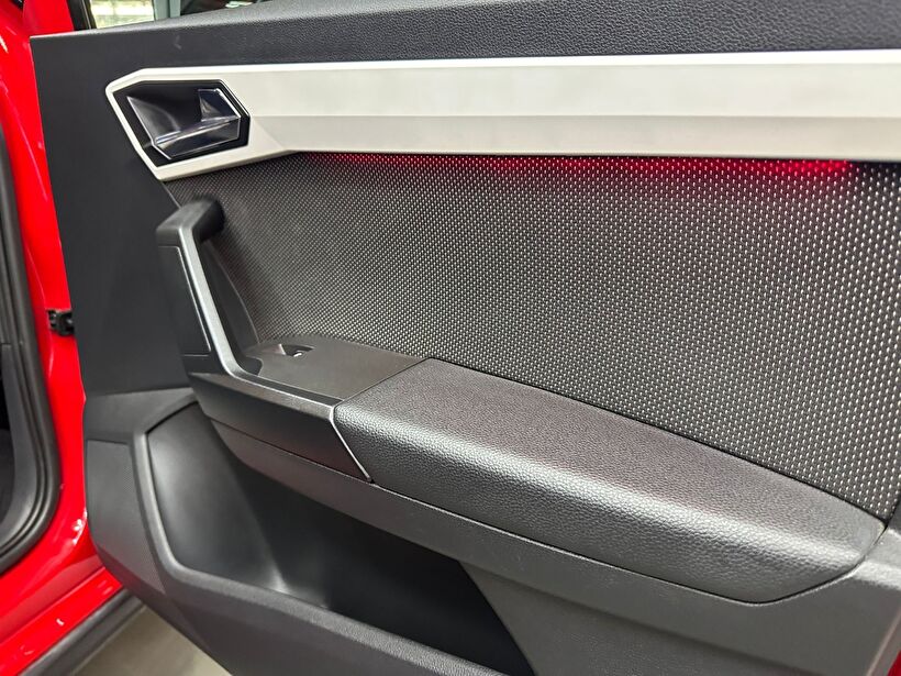 2020 Benzin Otomatik Seat Arona Kırmızı Polat Araç Dizayn Otomotiv İnşaat Sanayi Ve Ticaret Limited Şirketi