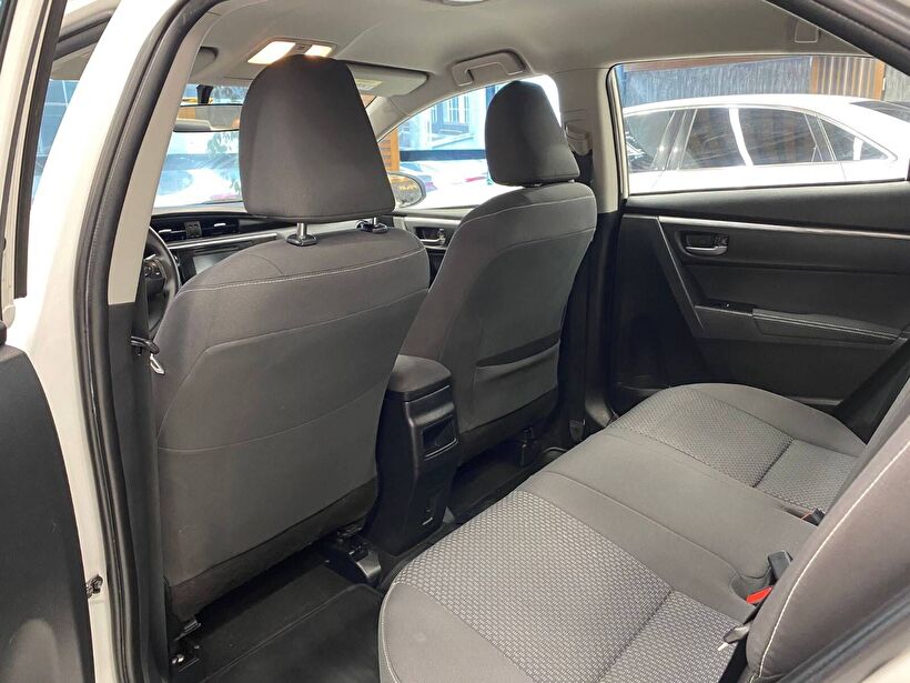 2018 Dizel Otomatik Toyota Corolla Beyaz Polat Araç Dizayn Otomotiv İnşaat Sanayi Ve Ticaret Limited Şirketi