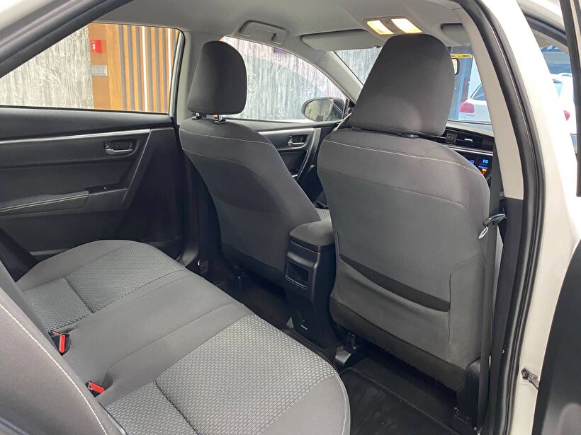 2018 Dizel Otomatik Toyota Corolla Beyaz Polat Araç Dizayn Otomotiv İnşaat Sanayi Ve Ticaret Limited Şirketi