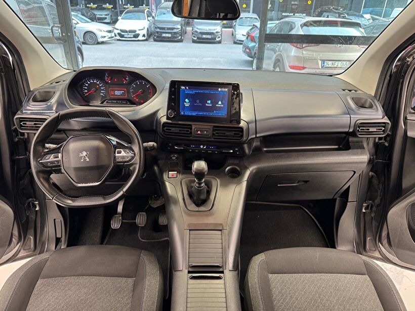 2022 Dizel Manuel Peugeot Rifter Gri Polat Araç Dizayn Otomotiv İnşaat Sanayi Ve Ticaret Limited Şirketi