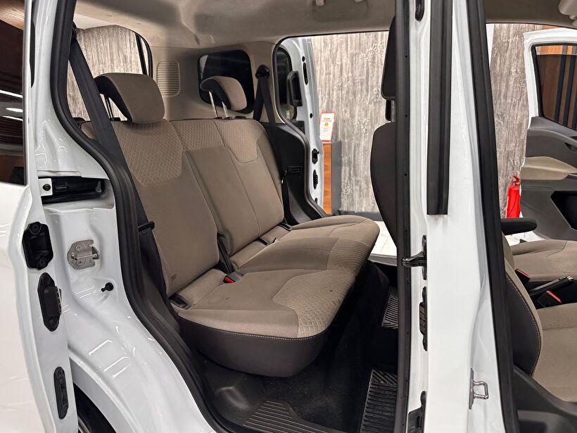 2022 Dizel Manuel Ford Tourneo Courier Beyaz Polat Araç Dizayn Otomotiv İnşaat Sanayi Ve Ticaret Limited Şirketi