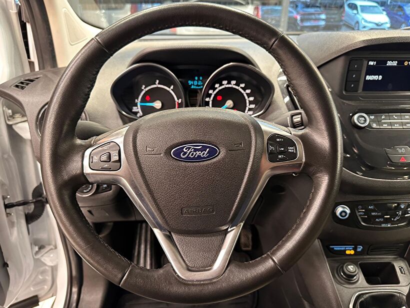 2022 Dizel Manuel Ford Tourneo Courier Beyaz Polat Araç Dizayn Otomotiv İnşaat Sanayi Ve Ticaret Limited Şirketi