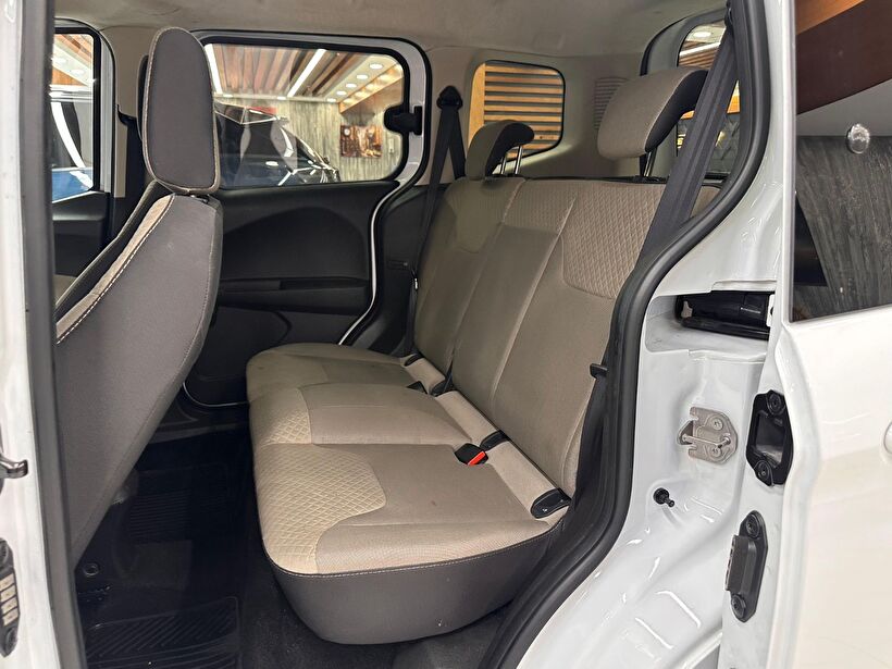 2022 Dizel Manuel Ford Tourneo Courier Beyaz Polat Araç Dizayn Otomotiv İnşaat Sanayi Ve Ticaret Limited Şirketi