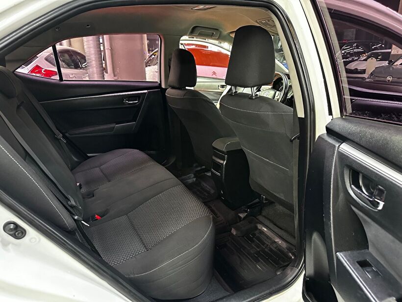 2013 Benzin + LPG Manuel Toyota Corolla Beyaz Polat Araç Dizayn Otomotiv İnşaat Sanayi Ve Ticaret Limited Şirketi