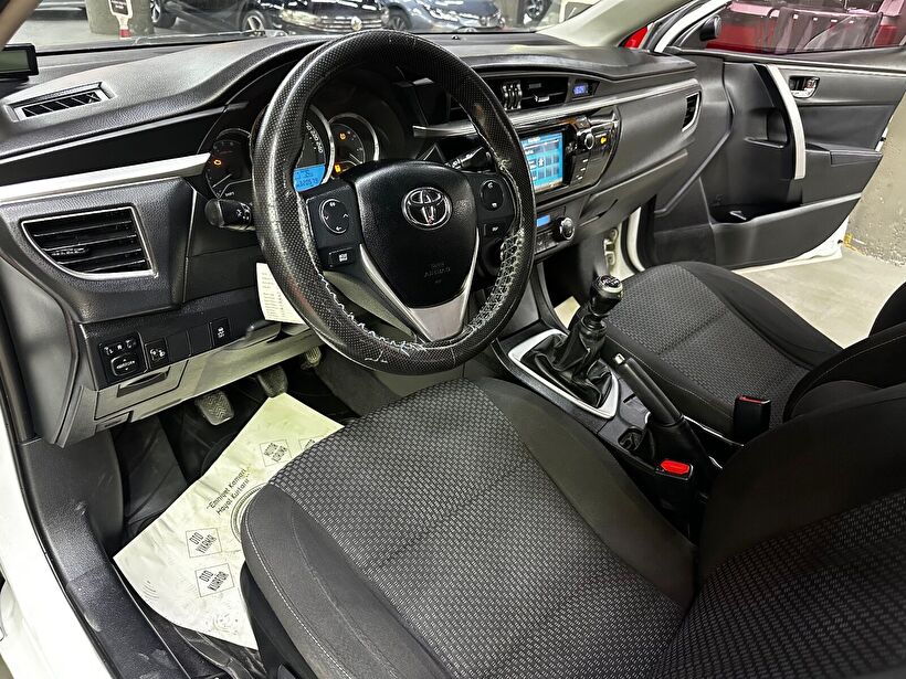 2013 Benzin + LPG Manuel Toyota Corolla Beyaz Polat Araç Dizayn Otomotiv İnşaat Sanayi Ve Ticaret Limited Şirketi