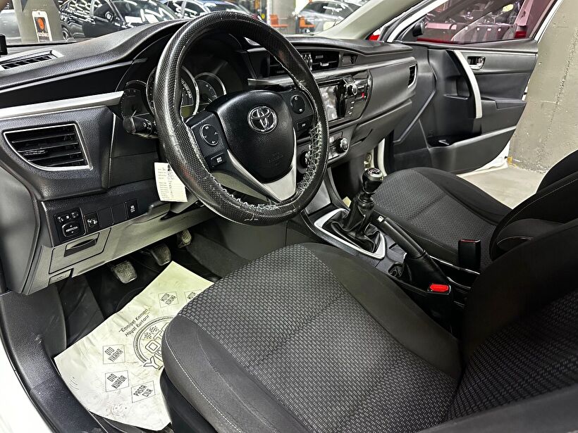 2013 Benzin + LPG Manuel Toyota Corolla Beyaz Polat Araç Dizayn Otomotiv İnşaat Sanayi Ve Ticaret Limited Şirketi