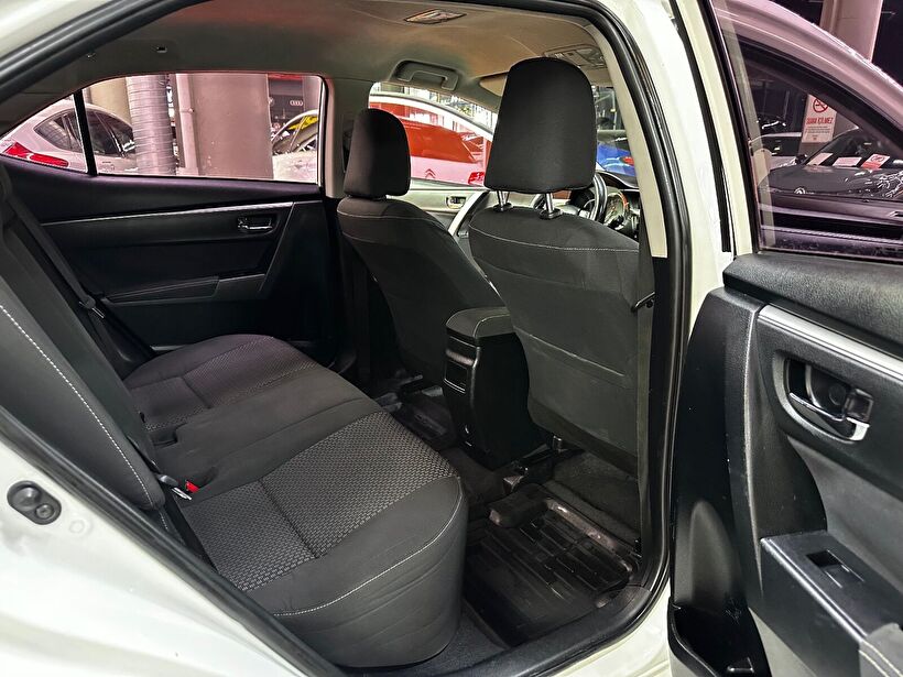 2013 Benzin + LPG Manuel Toyota Corolla Beyaz Polat Araç Dizayn Otomotiv İnşaat Sanayi Ve Ticaret Limited Şirketi