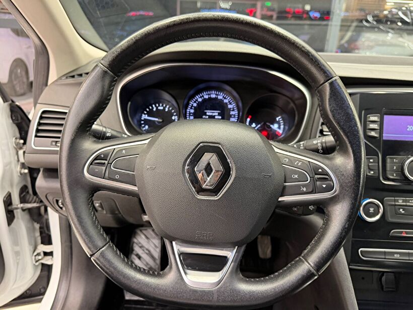 2017 Dizel Otomatik Renault Megane Beyaz Polat Araç Dizayn Otomotiv İnşaat Sanayi Ve Ticaret Limited Şirketi