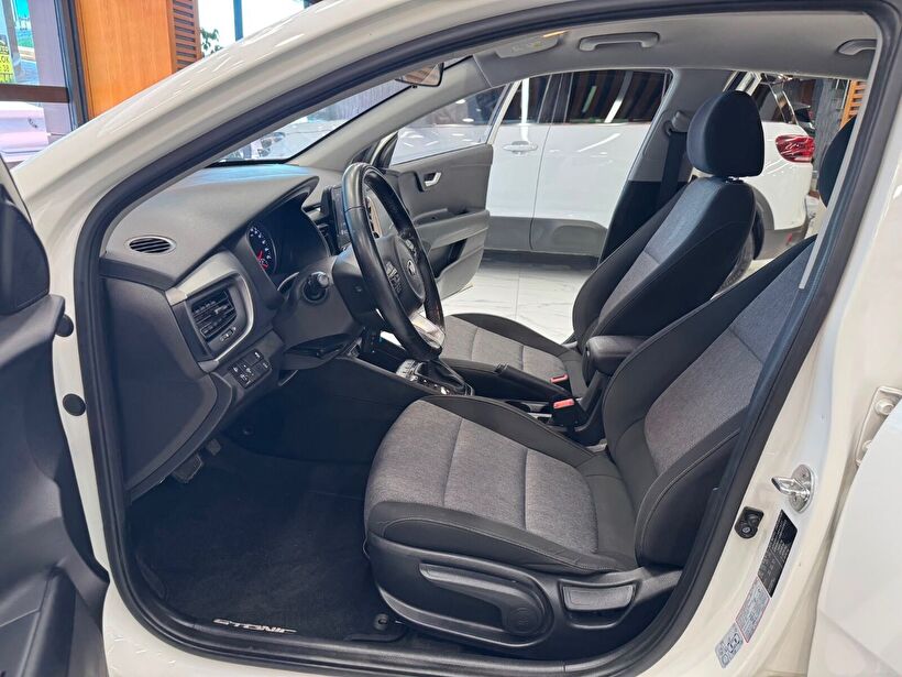 2020 Benzin Otomatik Kia Stonic Beyaz Polat Araç Dizayn Otomotiv İnşaat Sanayi Ve Ticaret Limited Şirketi