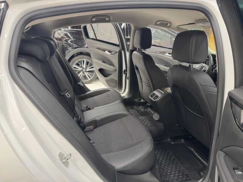 2020 Dizel Otomatik Opel Insignia Beyaz Polat Araç Dizayn Otomotiv İnşaat Sanayi Ve Ticaret Limited Şirketi