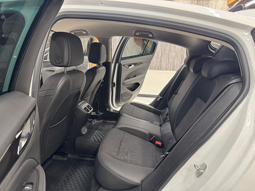 2020 Dizel Otomatik Opel Insignia Beyaz Polat Araç Dizayn Otomotiv İnşaat Sanayi Ve Ticaret Limited Şirketi