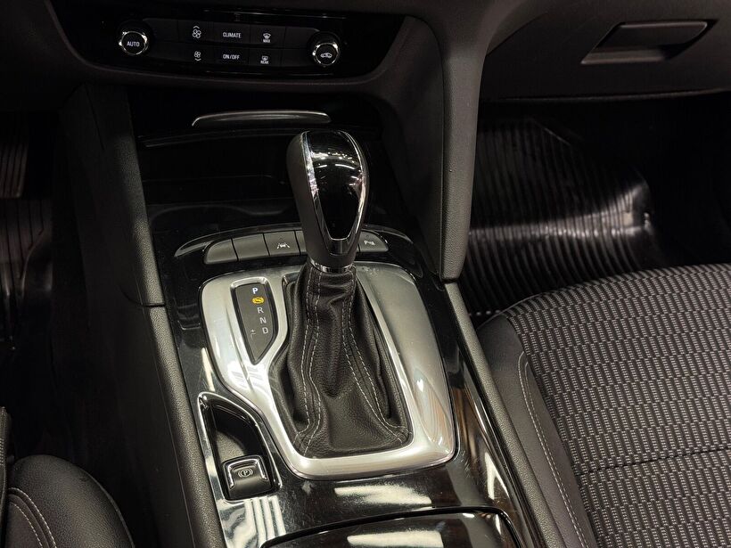 2020 Dizel Otomatik Opel Insignia Beyaz Polat Araç Dizayn Otomotiv İnşaat Sanayi Ve Ticaret Limited Şirketi