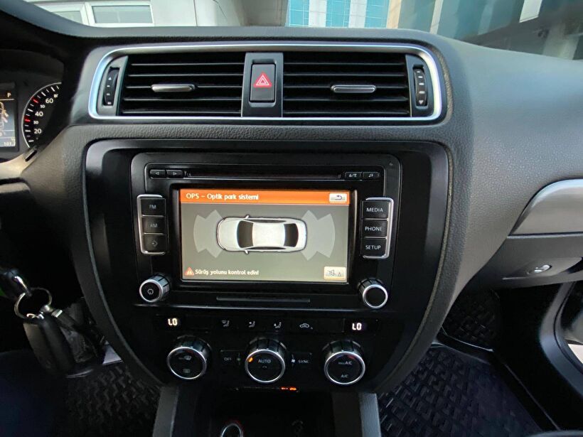 2013 Dizel Otomatik Volkswagen Jetta Gri Polat Araç Dizayn Otomotiv İnşaat Sanayi Ve Ticaret Limited Şirketi